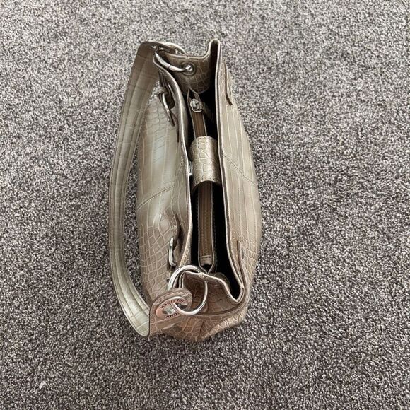 TOMMY HILFIGER WOMENS SHOULDER BAG FAUX CROCODILE EMBOSSED - Picture 3 of 9